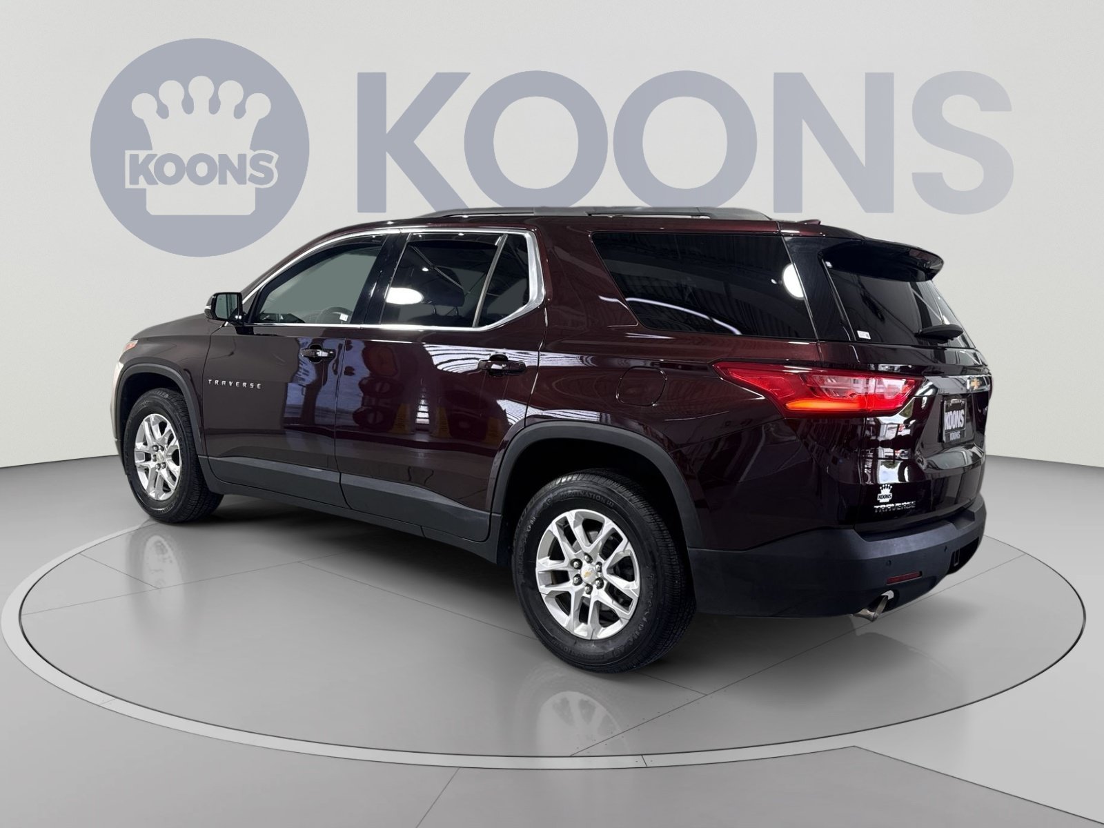 Used 2020 Chevrolet Traverse LT w/ Driver Confidence II Package FWD image 8