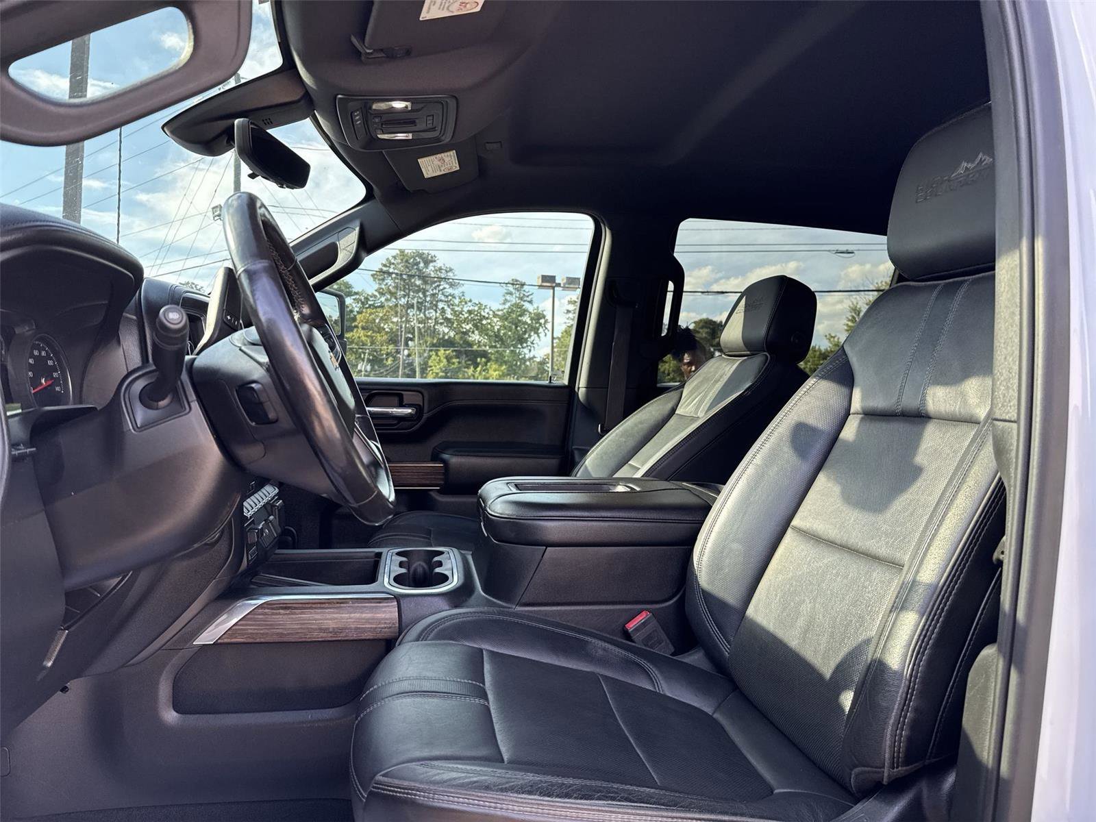 Used 2020 Chevrolet Silverado 2500 High Country w/ Technology Package AWD/4WD image 11