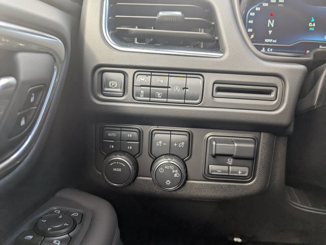 Used 2024 Chevrolet Tahoe LT w/ Luxury Package image 19