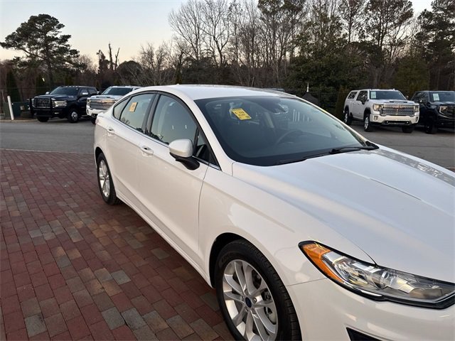 Used 2020 Ford Fusion SE image 18
