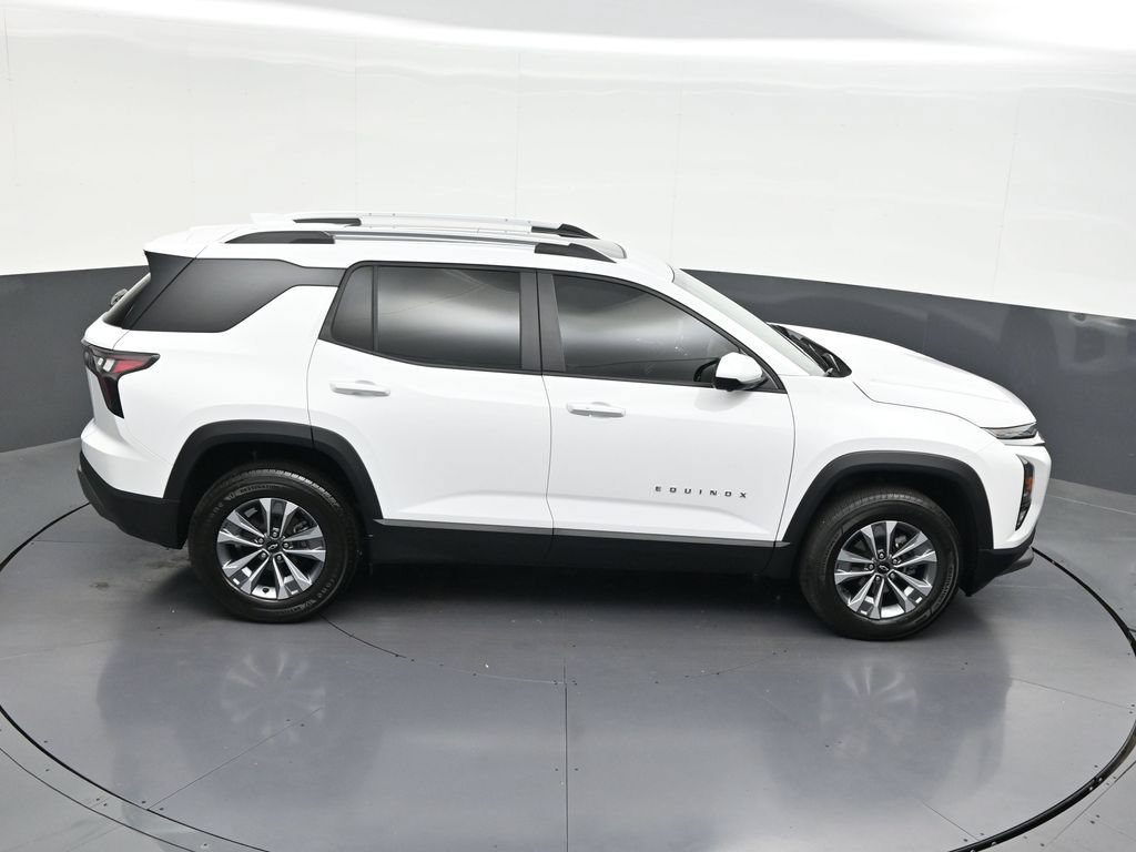 Used 2025 Chevrolet Equinox LT w/ Safety and Technology Package FWD image 24