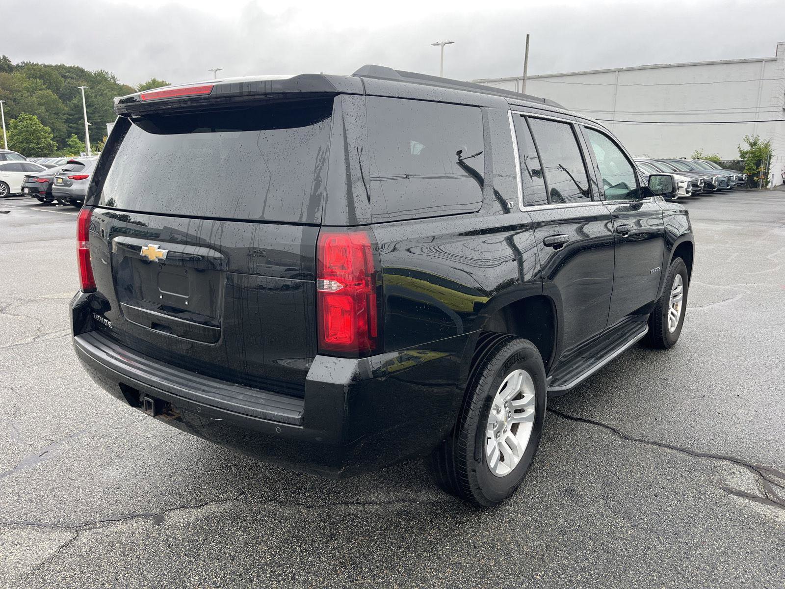 Used 2018 Chevrolet Tahoe LT image 3