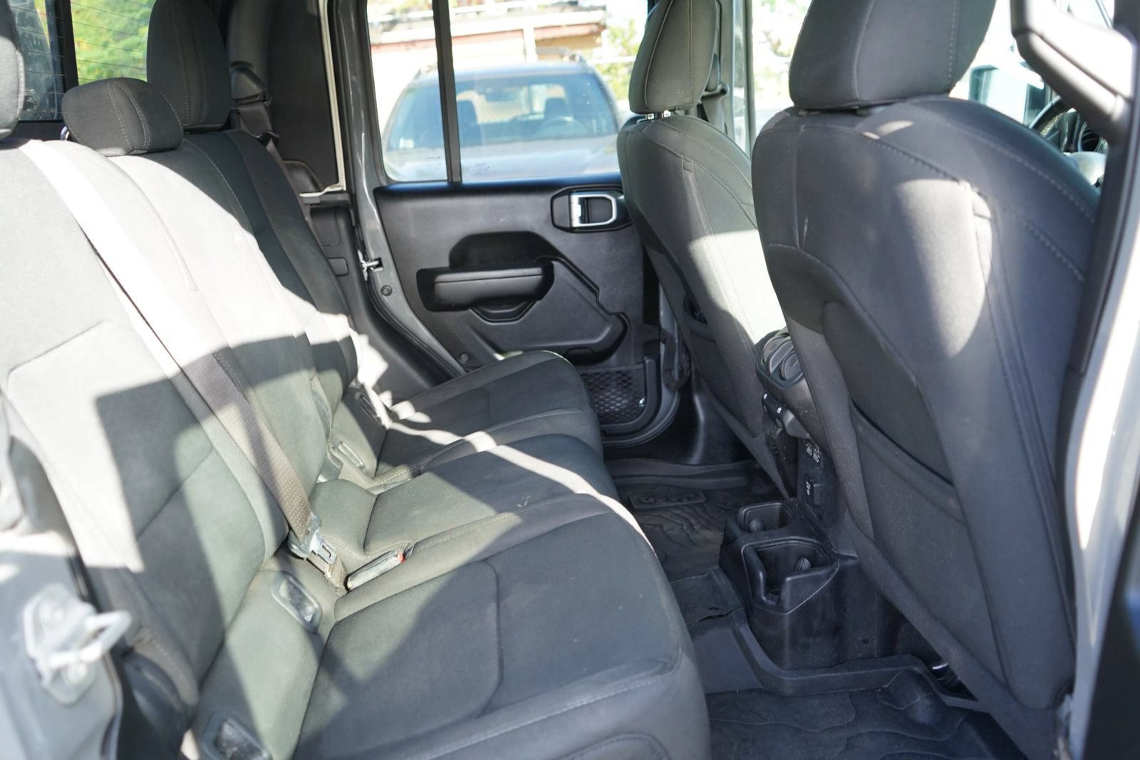 Used 2021 Jeep Gladiator Sport AWD/4WD image 19