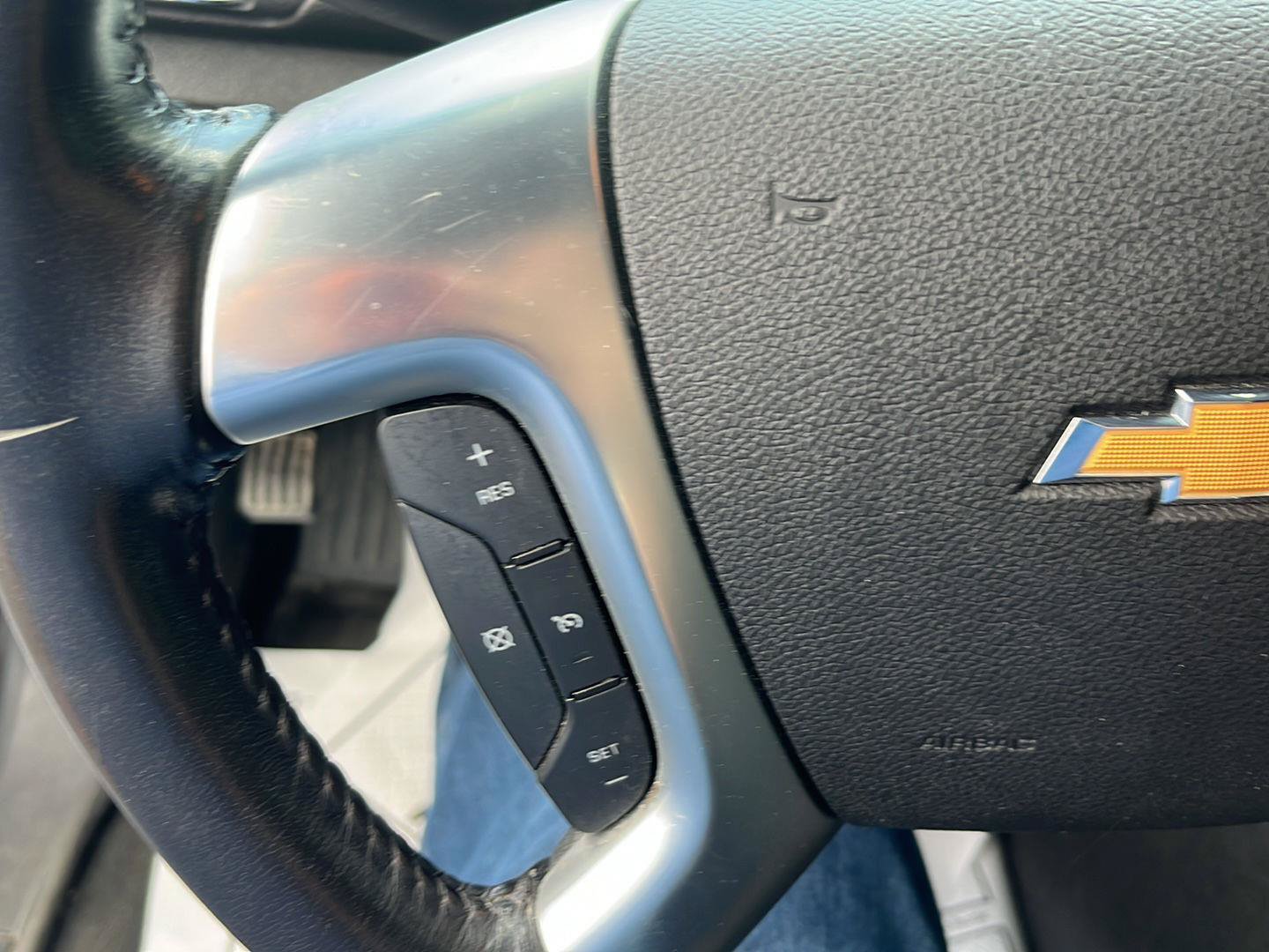 Used 2015 Chevrolet Traverse LT FWD image 11