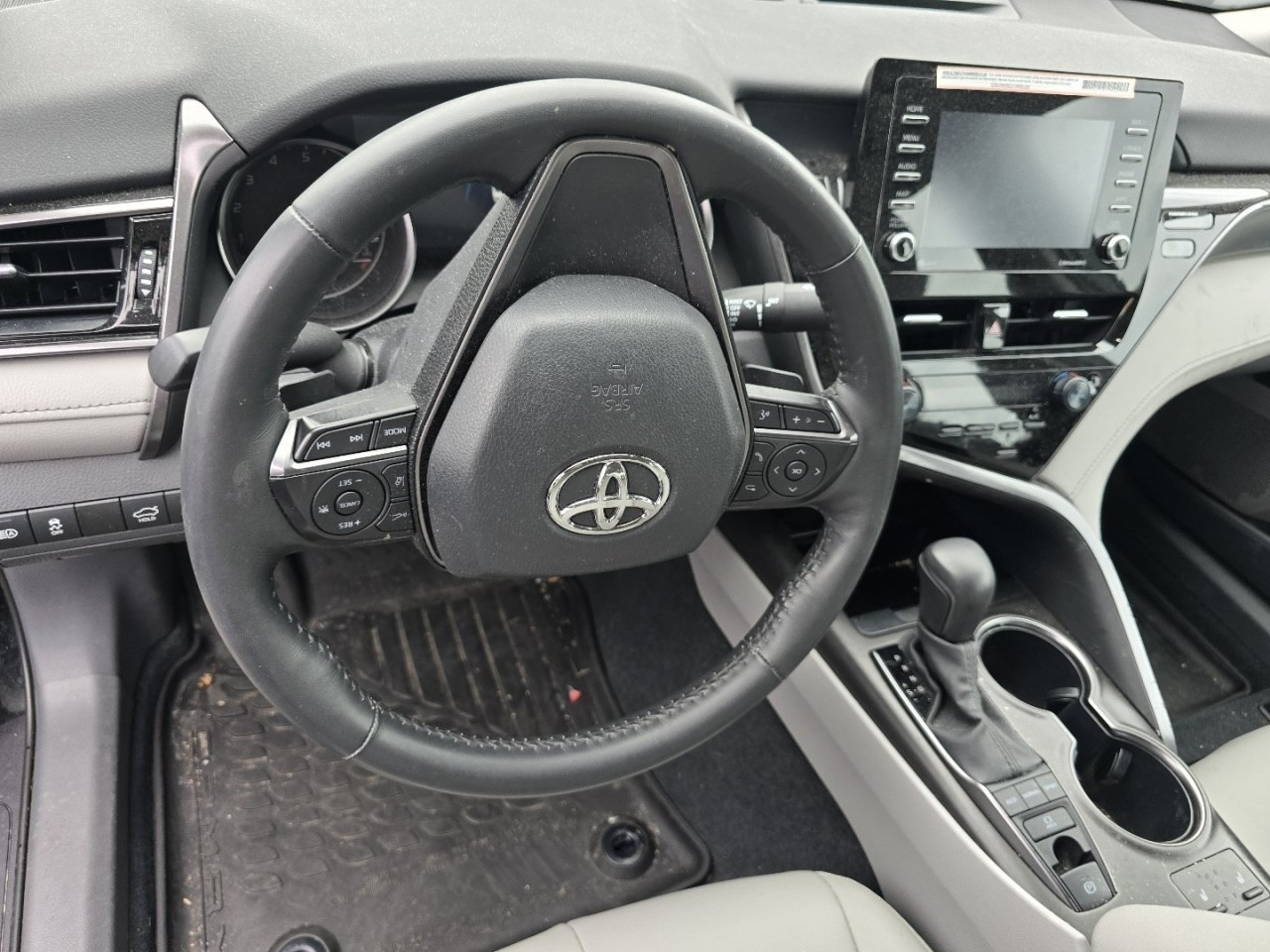 Certified 2024 Toyota Camry SE w/ Cold Weather Package AWD/4WD image 16
