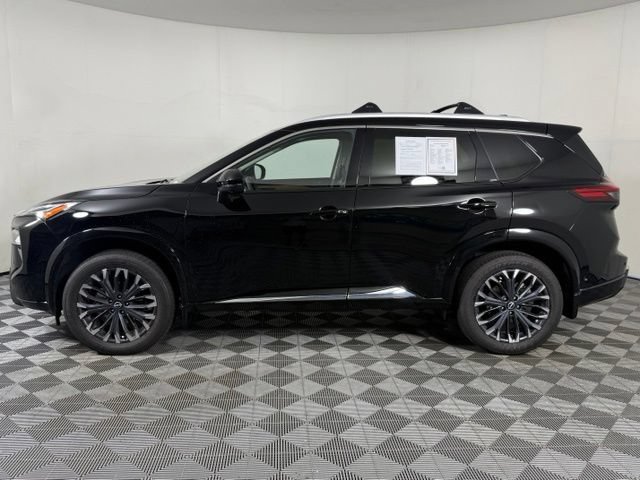 Used 2026 Nissan Rogue Platinum w/ Platinum Premium Package AWD/4WD image 3