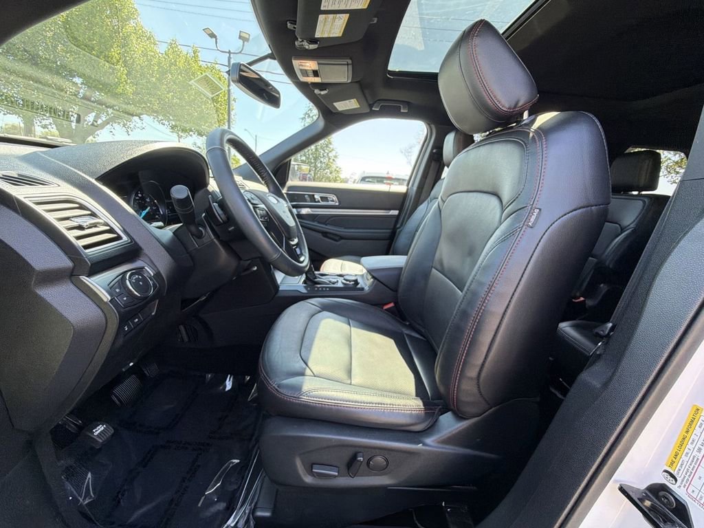 Used 2019 Ford Explorer Sport image 13
