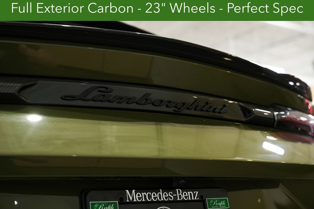 Used 2023 Lamborghini Urus Performante AWD/4WD image 15