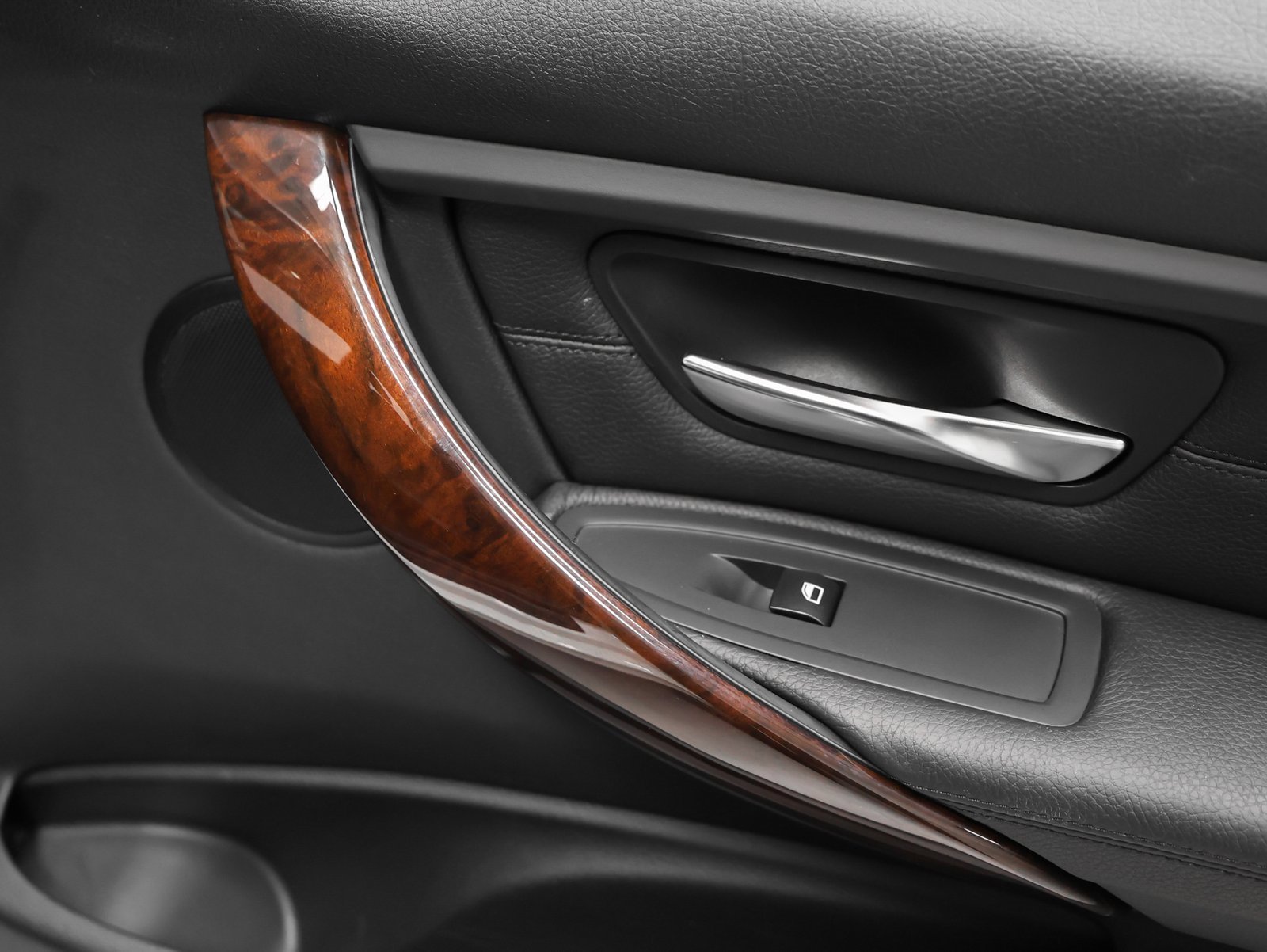 Used 2014 BMW 328i xDrive Sedan image 24