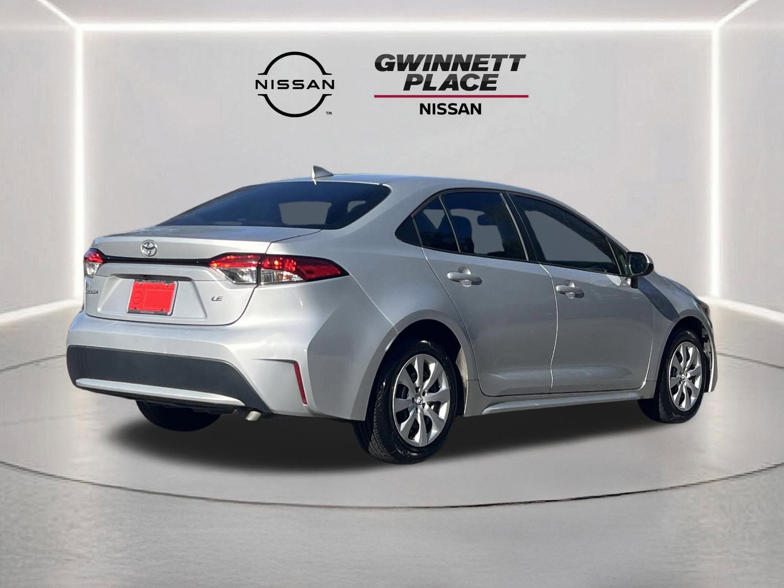 Used 2021 Toyota Corolla LE image 19