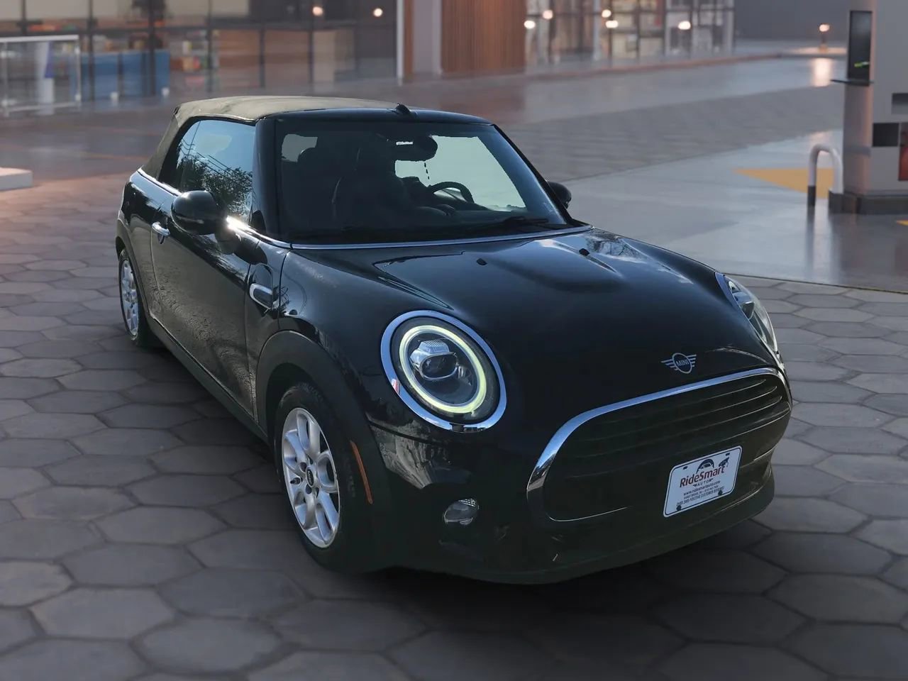 Used 2019 MINI Cooper Convertible image 47