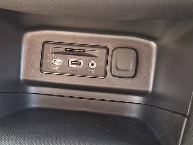 Certified 2024 Chevrolet Equinox RS FWD image 26