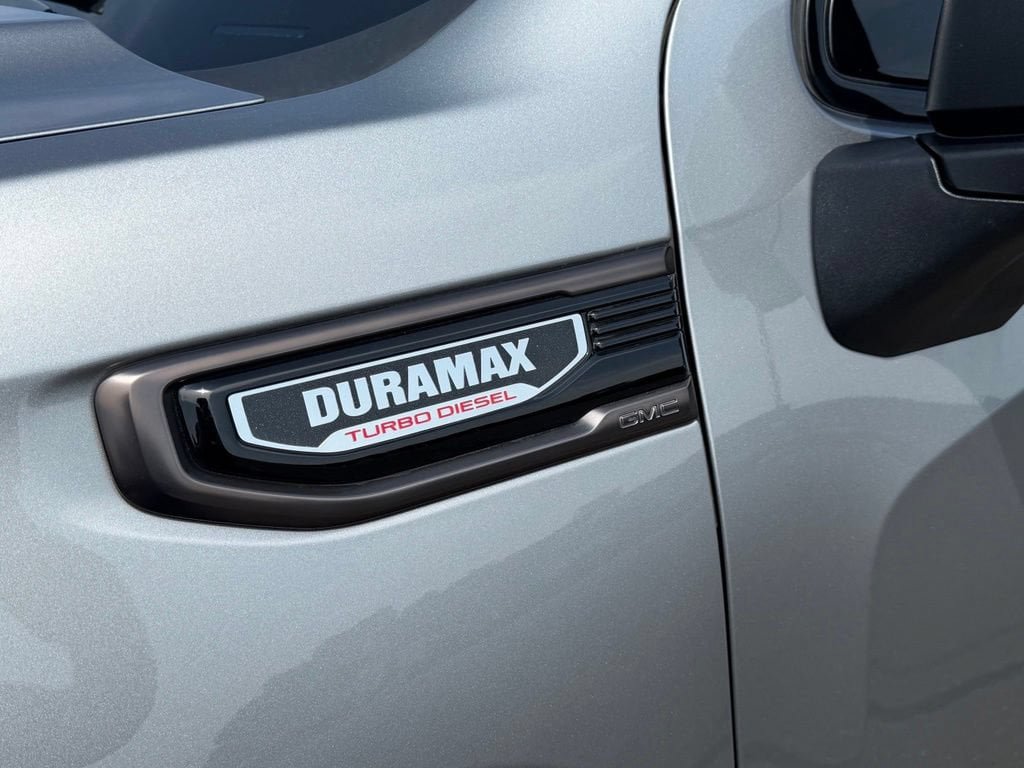 Used 2025 GMC Sierra 1500 AT4X AWD/4WD image 7