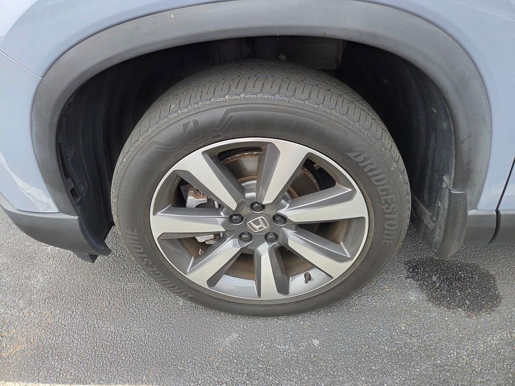 Used 2023 Honda Pilot Elite image 4