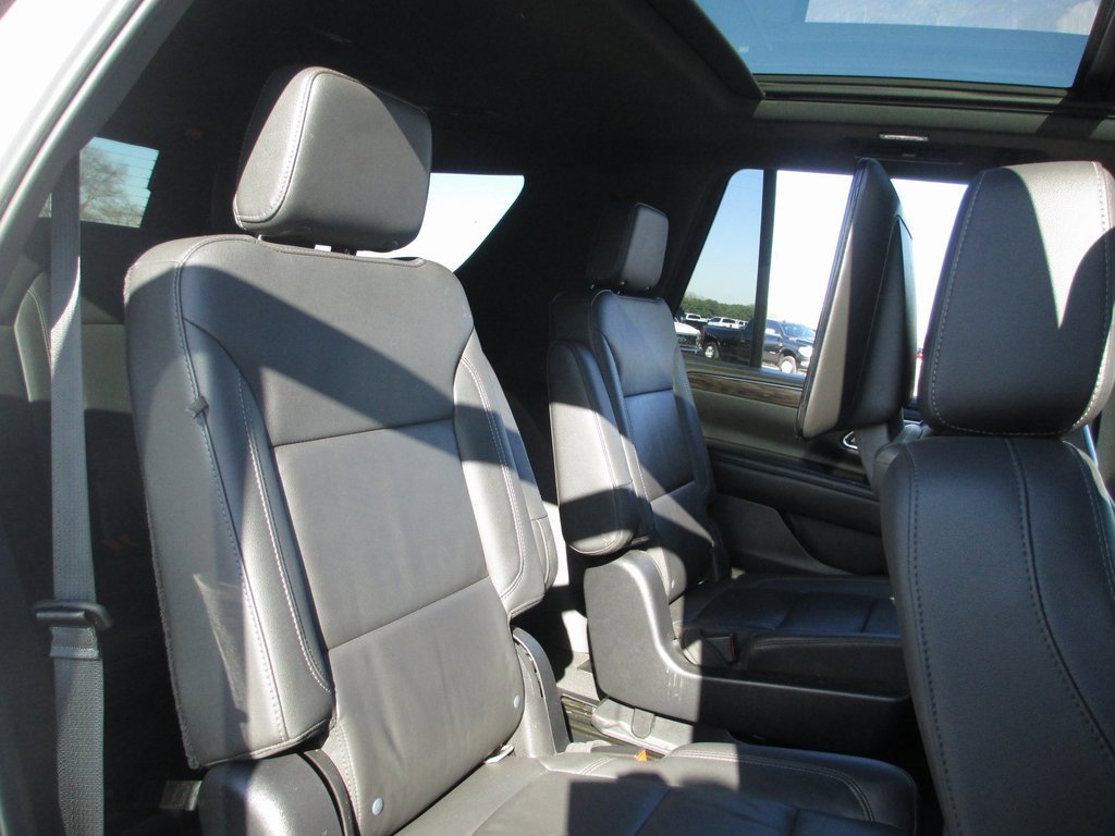 Used 2021 Chevrolet Tahoe Z71 w/ Luxury Package image 23