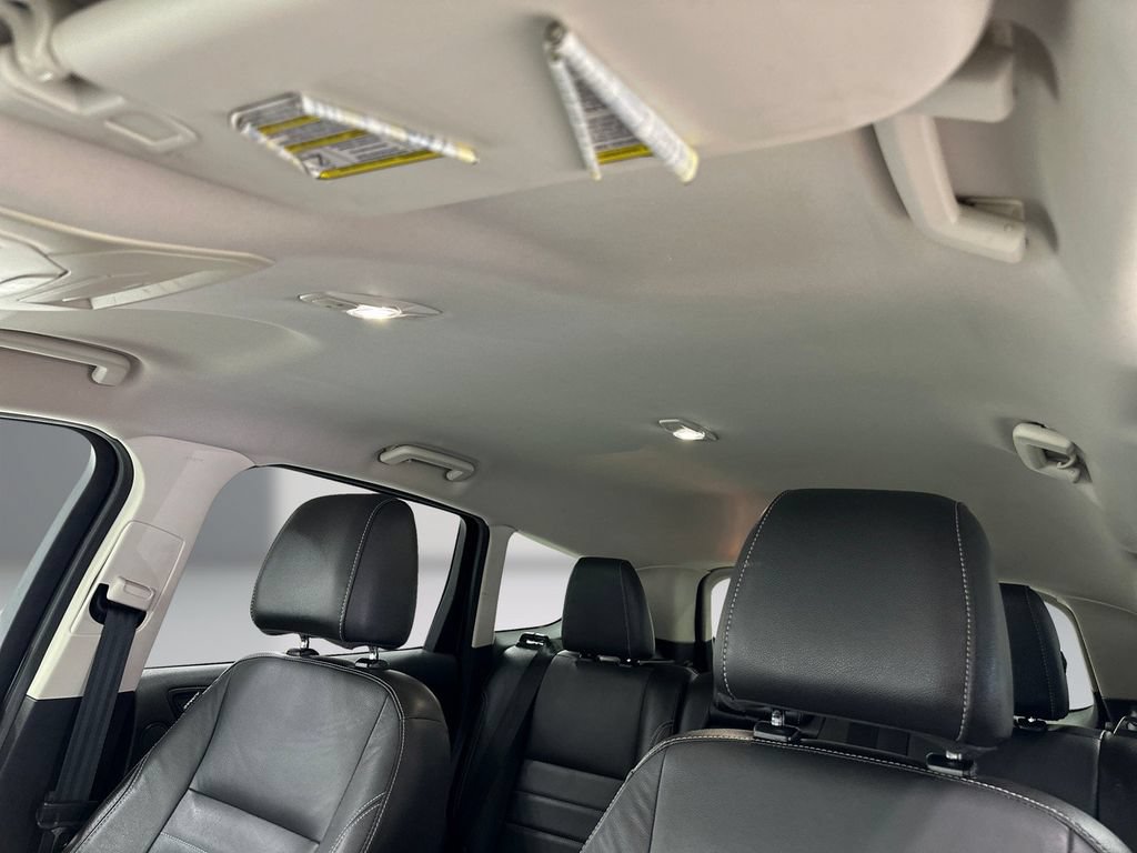 Used 2014 Ford Escape SE w/ Equipment Group 201A FWD image 17