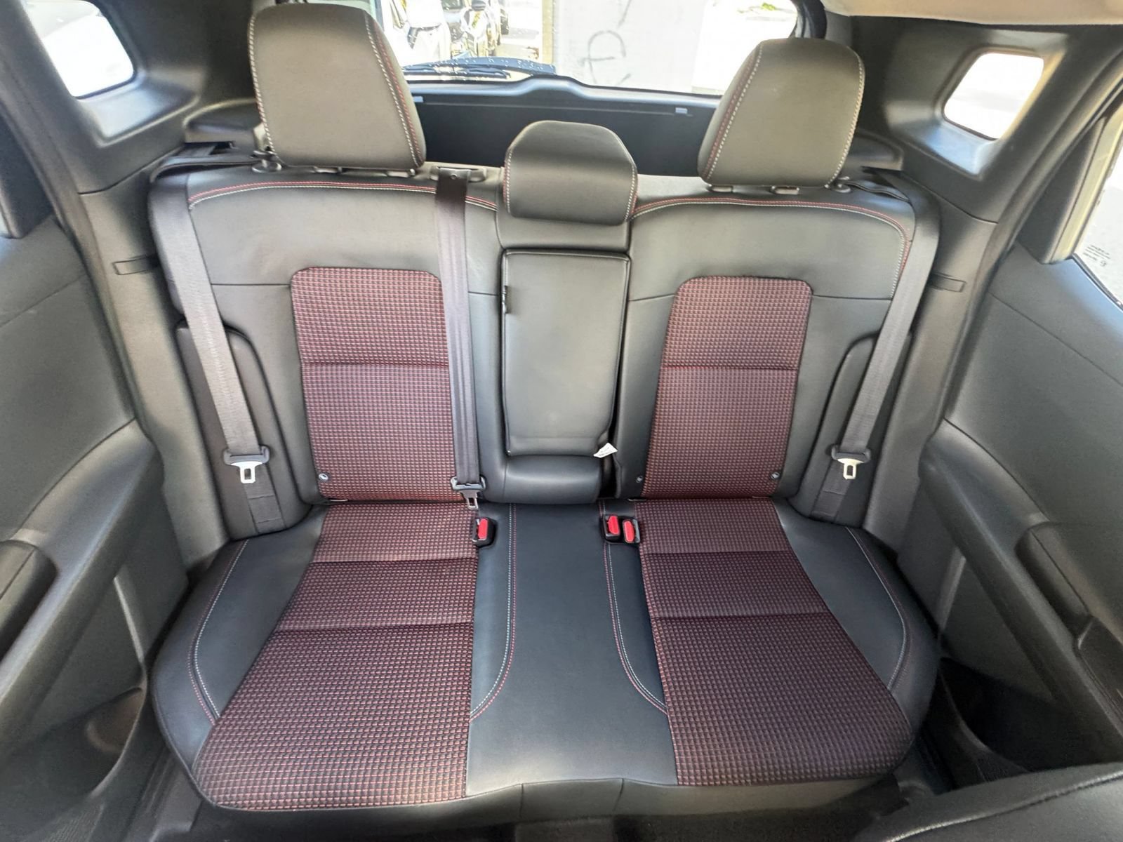 Used 2026 Nissan Kicks SR FWD image 37