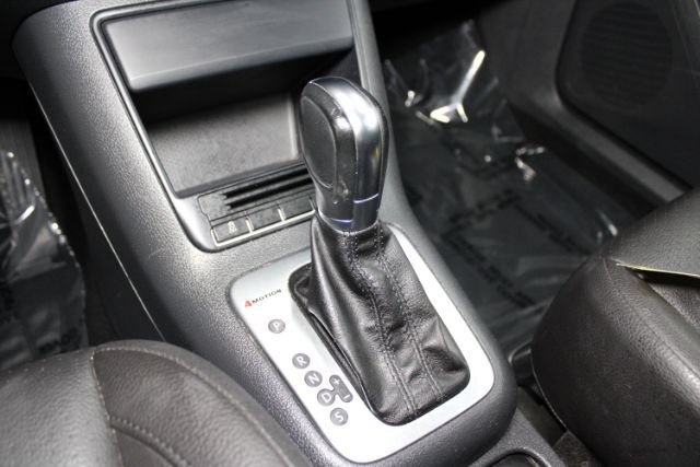 Used 2013 Volkswagen Tiguan S AWD/4WD image 14