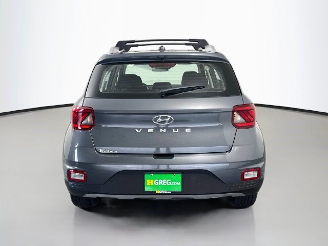 Used 2024 Hyundai Venue SEL FWD image 8