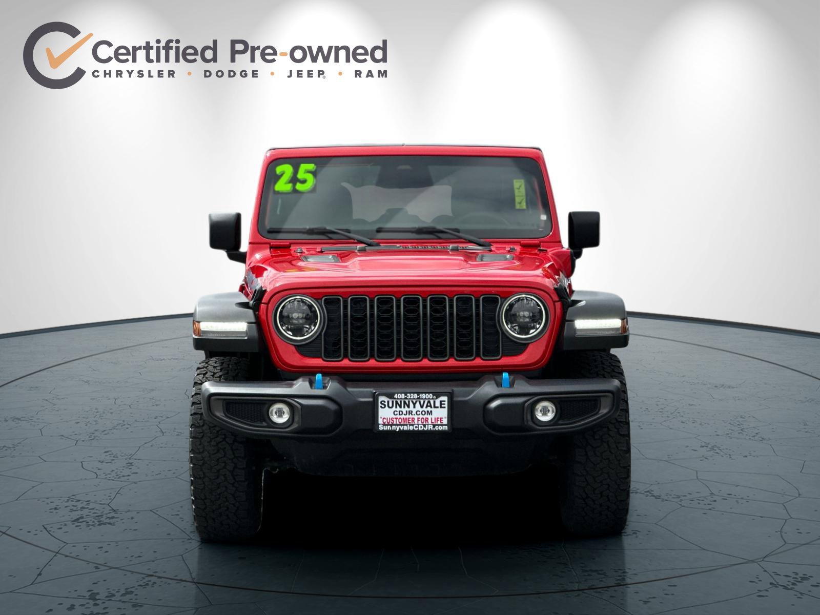 Certified 2025 Jeep Wrangler Unlimited Rubicon 4xe w/ Convenience Group AWD/4WD image 9