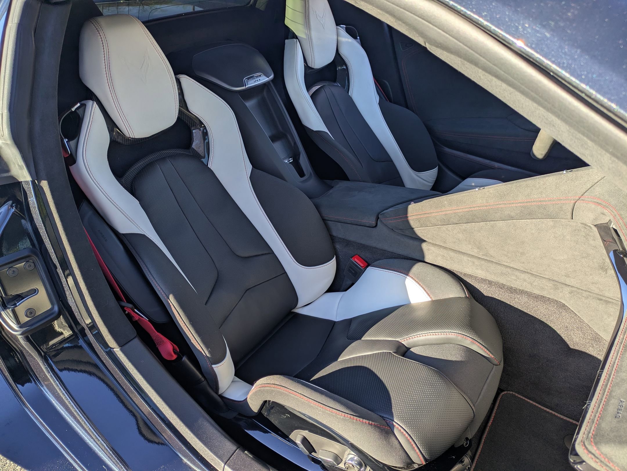 Used 2023 Chevrolet Corvette Stingray Premium Conv w/ Z51 Performance Package image 33