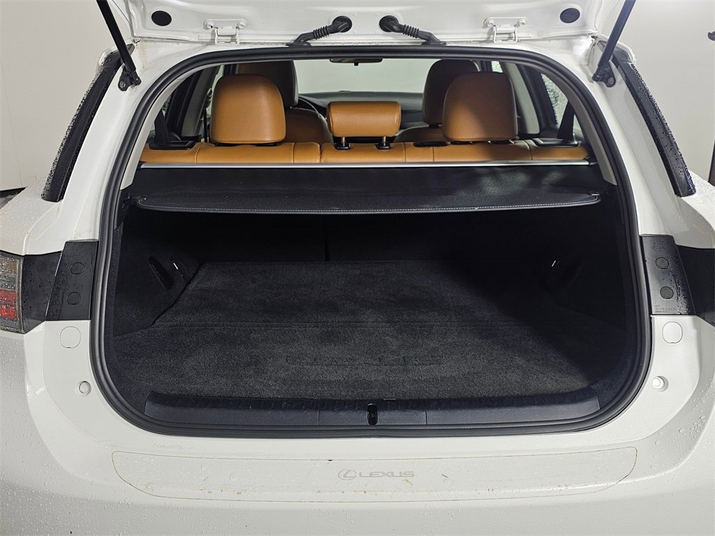 Used 2011 Lexus CT 200h image 15