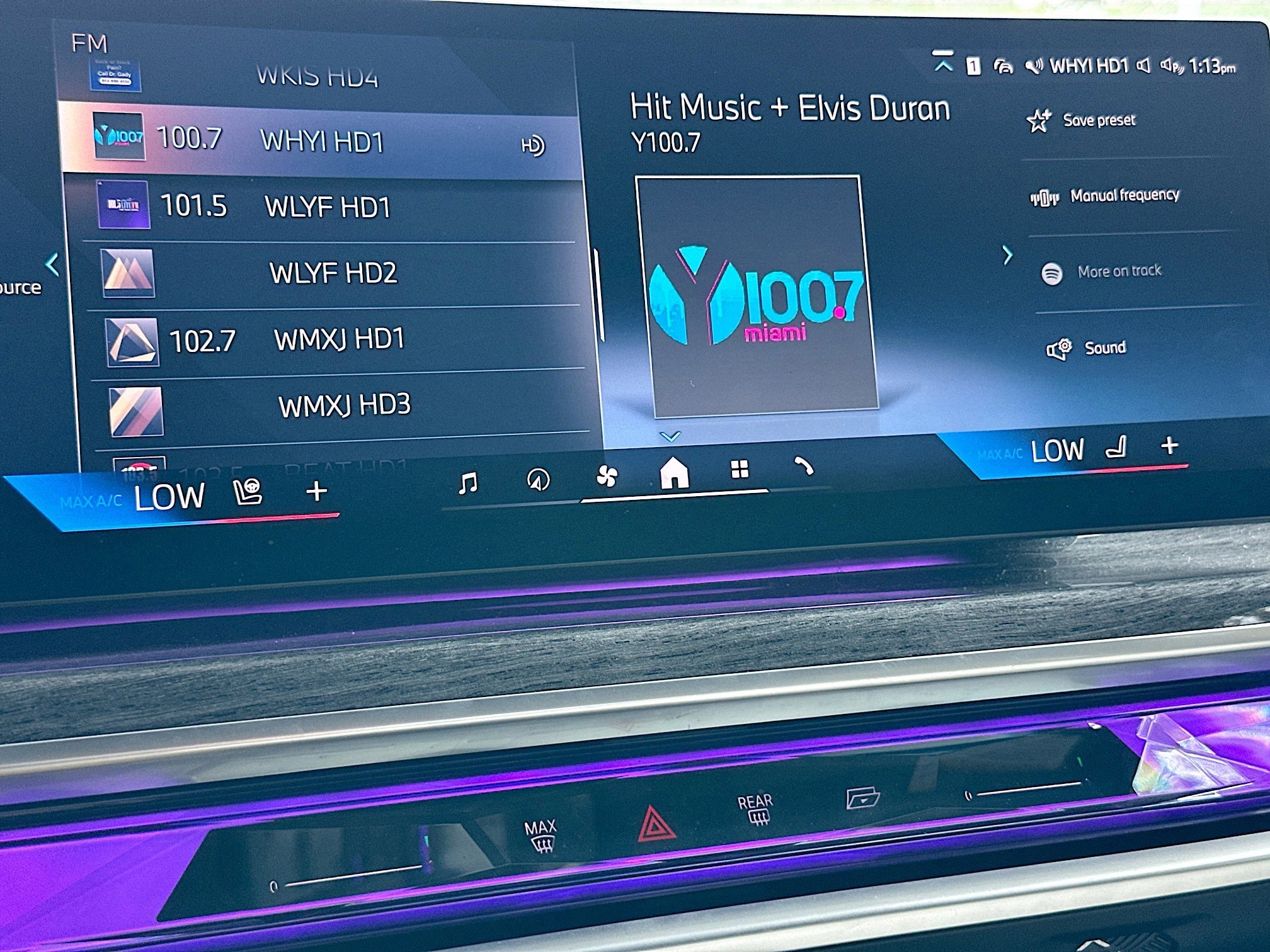 Used 2023 BMW 740i w/ Executive Package image 15