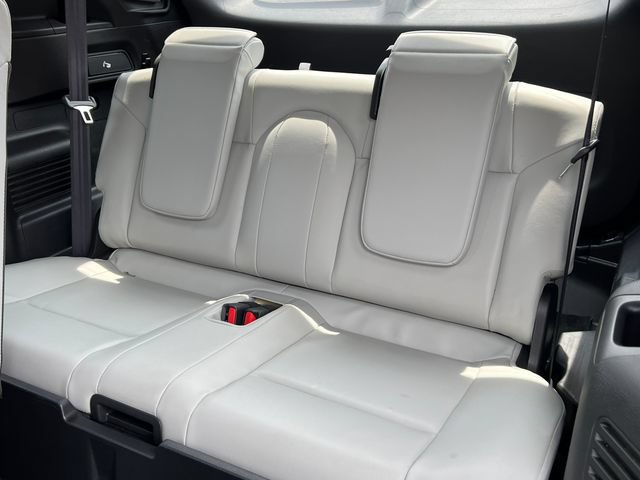 Used 2024 Mitsubishi Outlander SEL AWD/4WD image 7