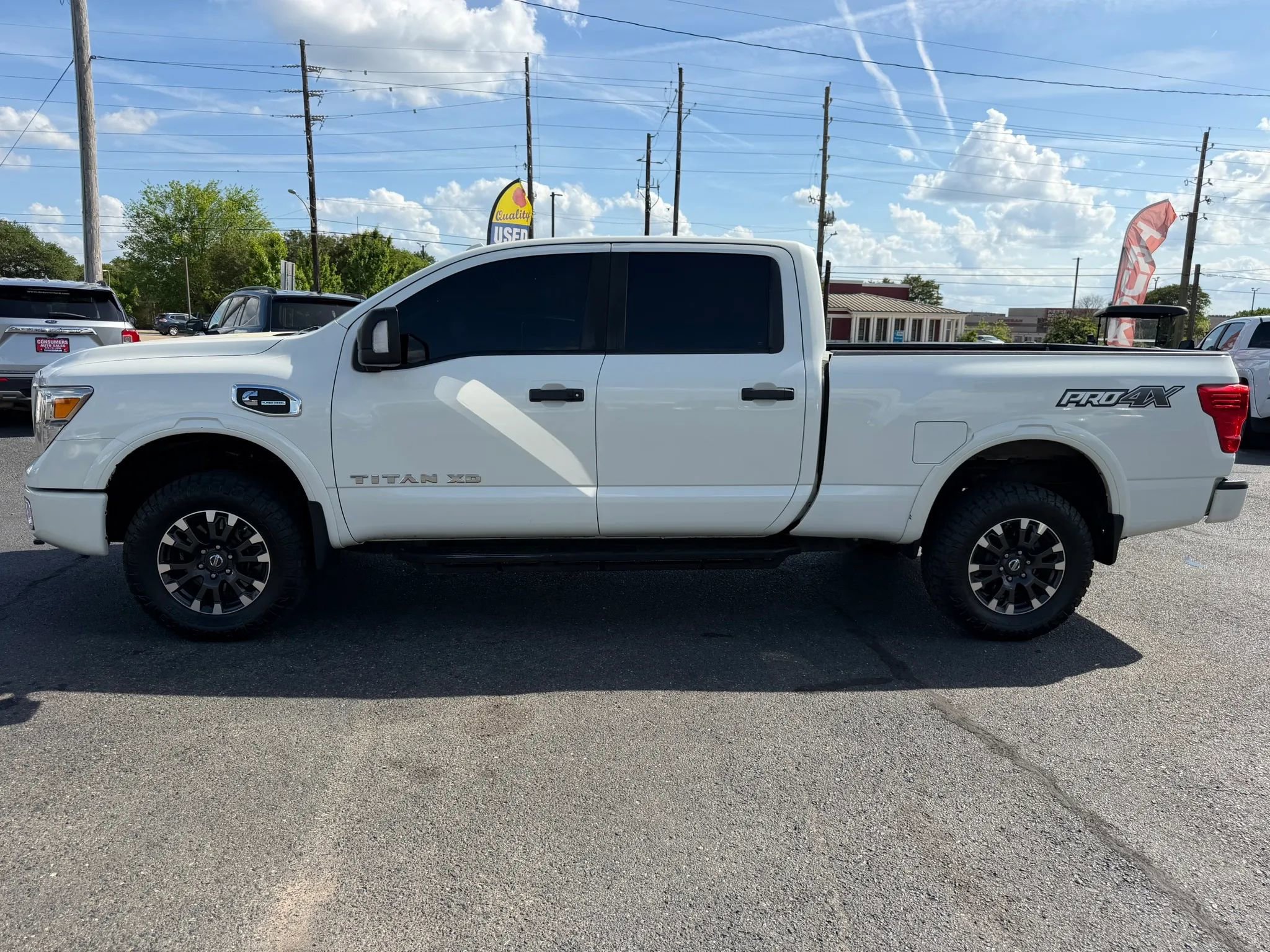 Used 2019 Nissan Titan PRO-4X AWD/4WD image 16