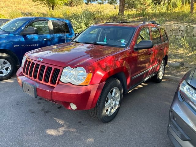 Used 2010 Jeep Grand Cherokee Laredo w/ Popular Equipment Group AWD/4WD image 2