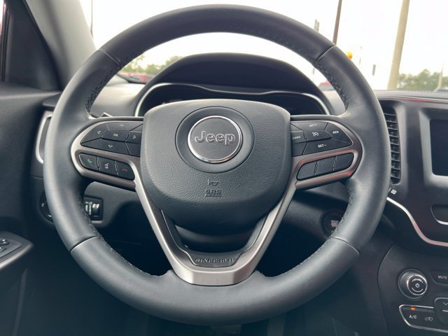 Used 2019 Jeep Cherokee Latitude Plus FWD image 14