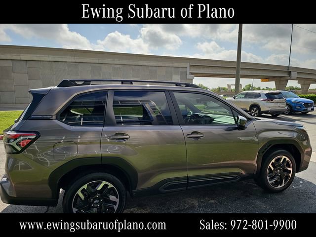 Used 2025 Subaru Forester Limited AWD/4WD image 5