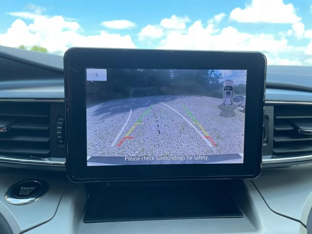 Used 2022 Ford Explorer XLT w/ Equipment Group 202A AWD/4WD image 34
