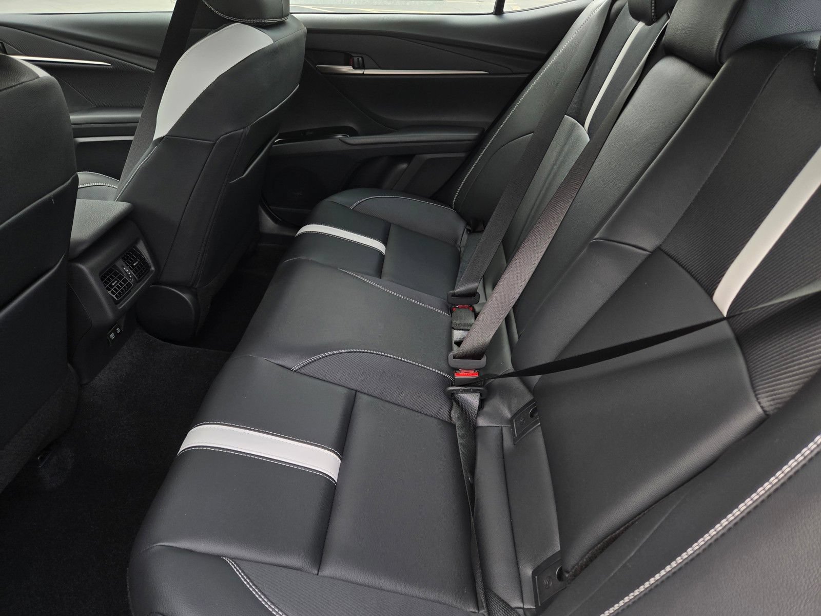 Certified 2026 Toyota Camry SE FWD image 11