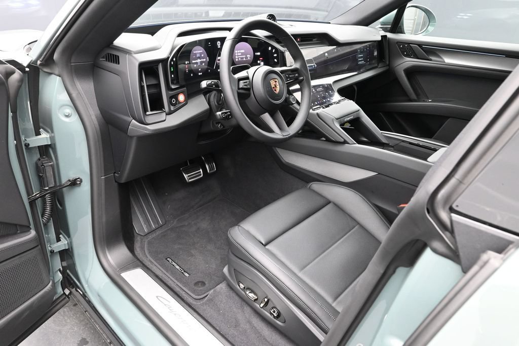 New 2026 Porsche Cayenne Electric AWD/4WD image 4