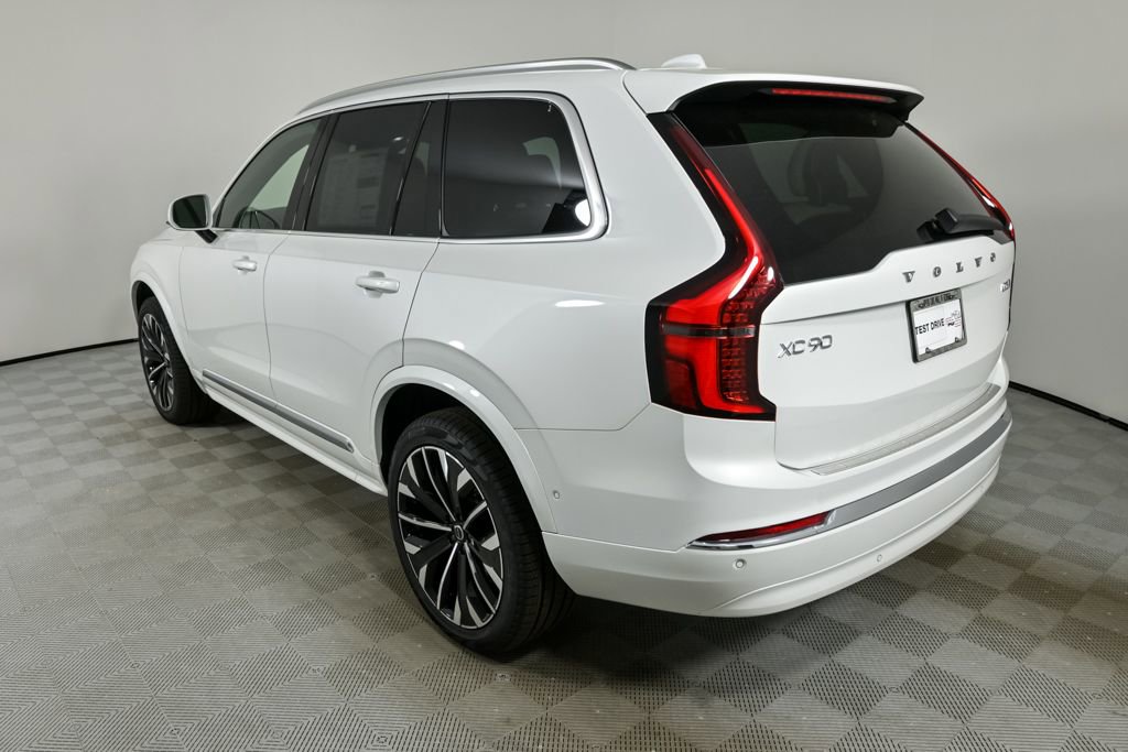 New 2026 Volvo XC90 B6 Plus w/ Protection Package Premier image 3