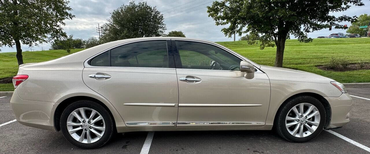 Used 2011 Lexus ES 350 image 1