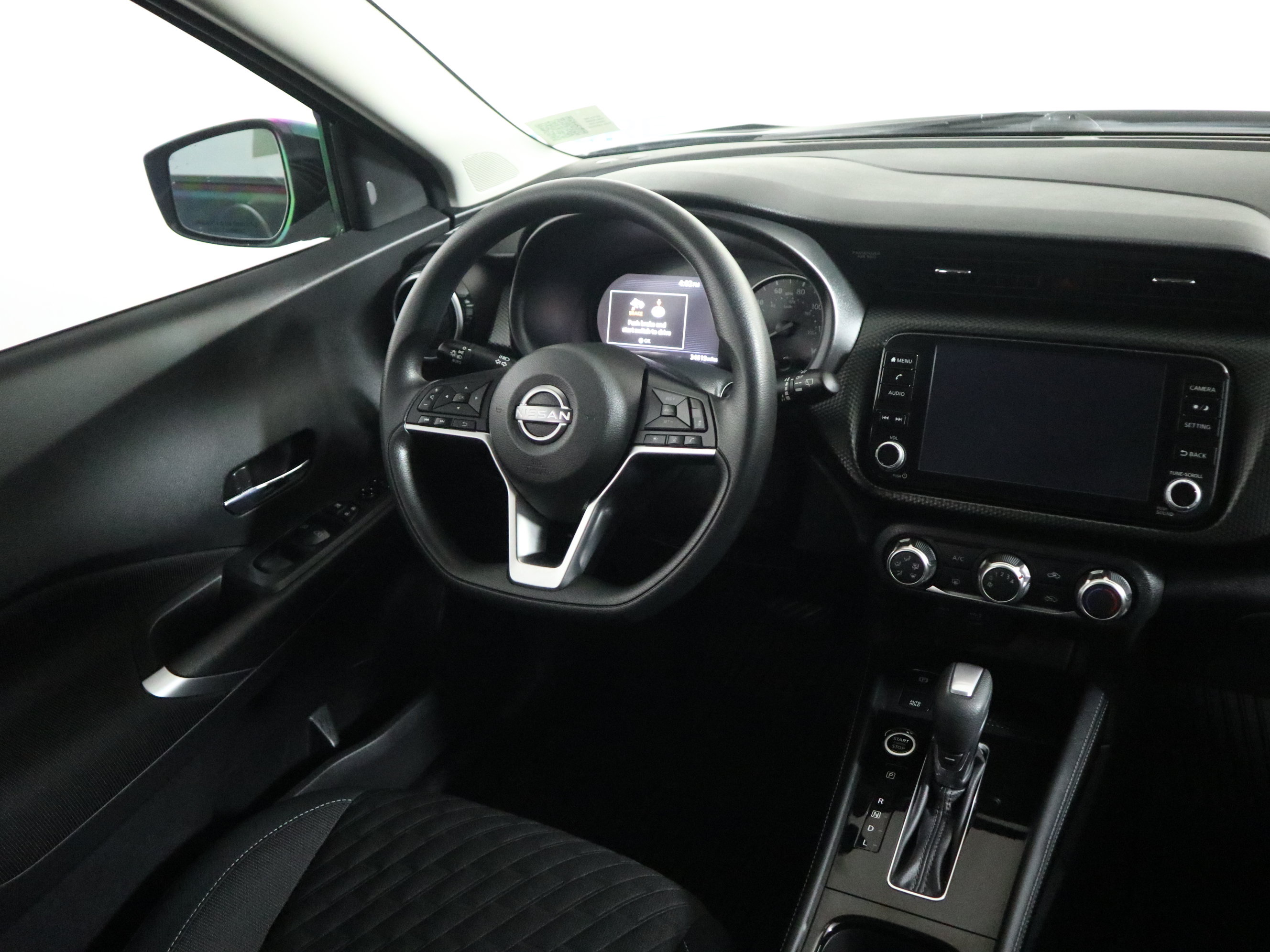 Used 2023 Nissan Kicks SV FWD image 15