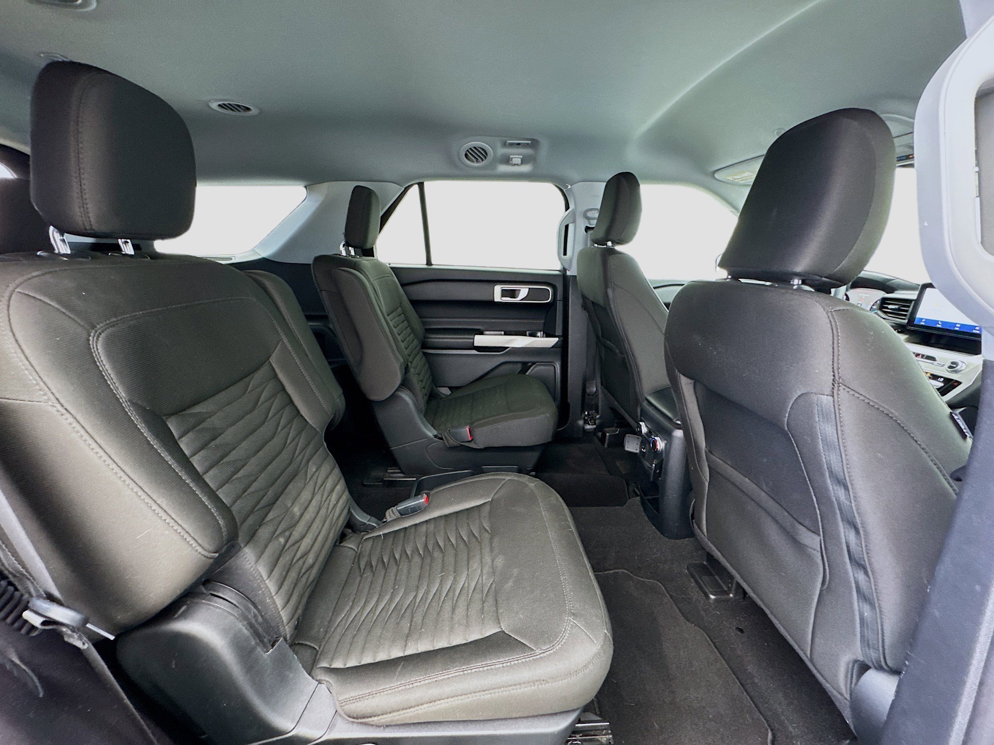 Used 2021 Ford Explorer XLT image 19