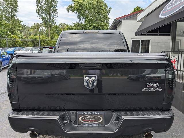 Used 2018 RAM 1500 Express w/ Express Value Package AWD/4WD image 4