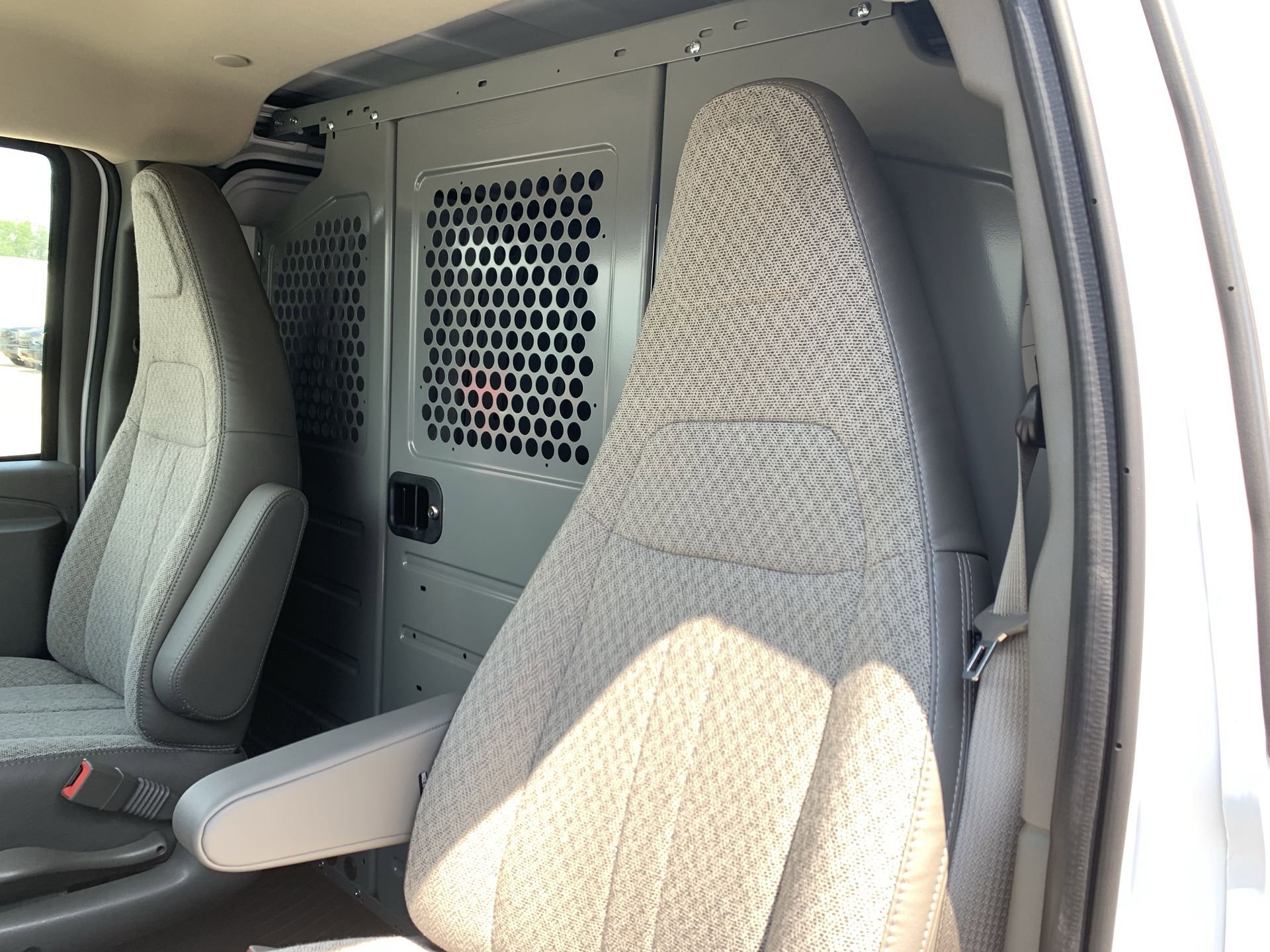 New 2025 GMC Savana 2500 Extended w/ Driver Convenience Package RWD image 36