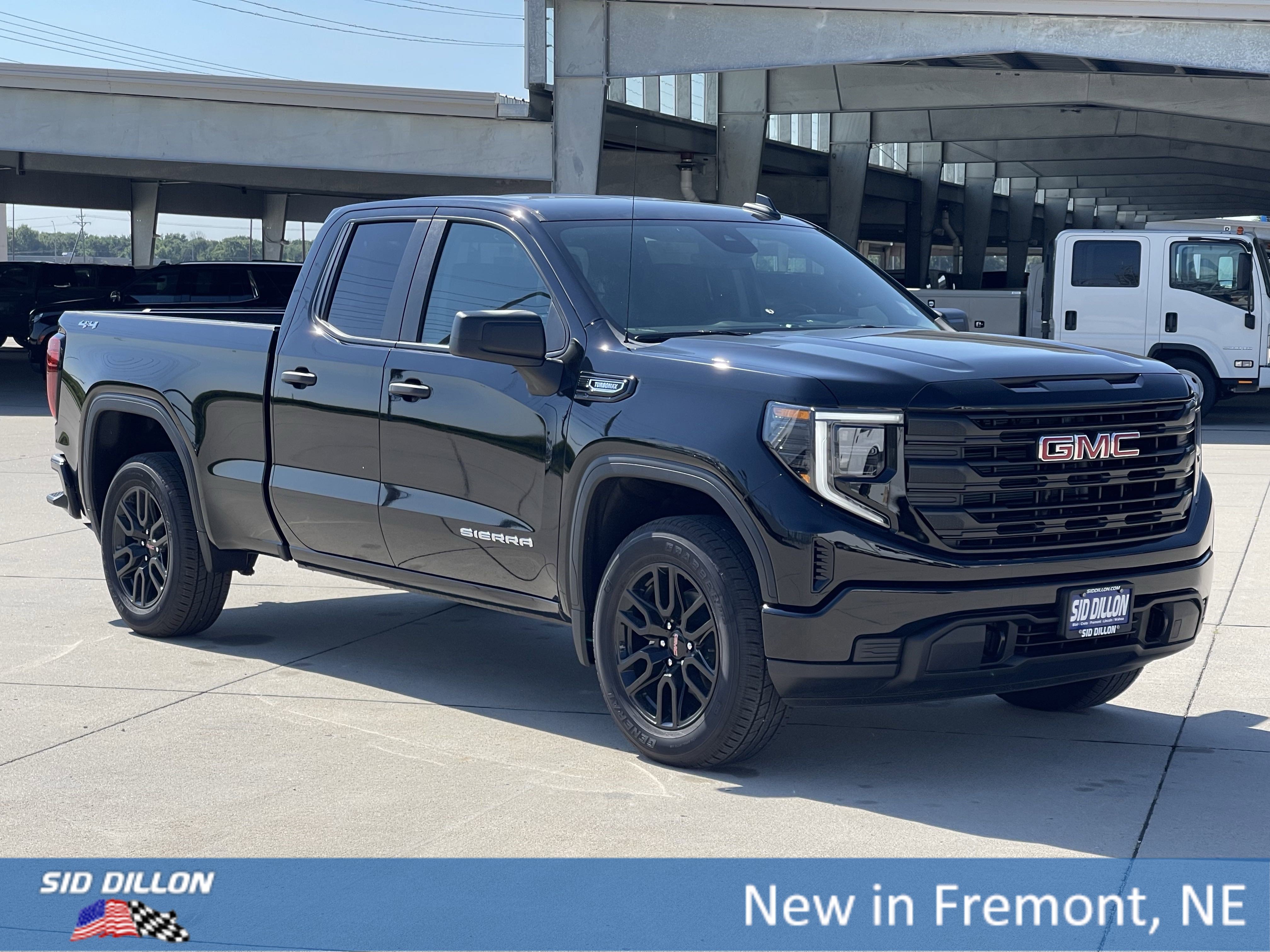 New 2026 GMC Sierra 1500 Pro w/ Graphite Edition image 9