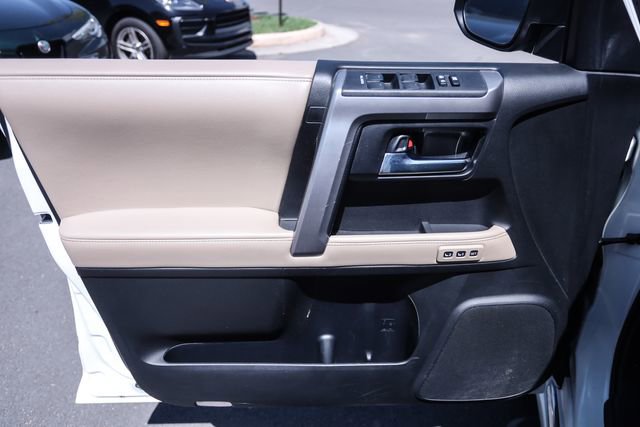 Used 2017 Toyota 4Runner Limited AWD/4WD image 55