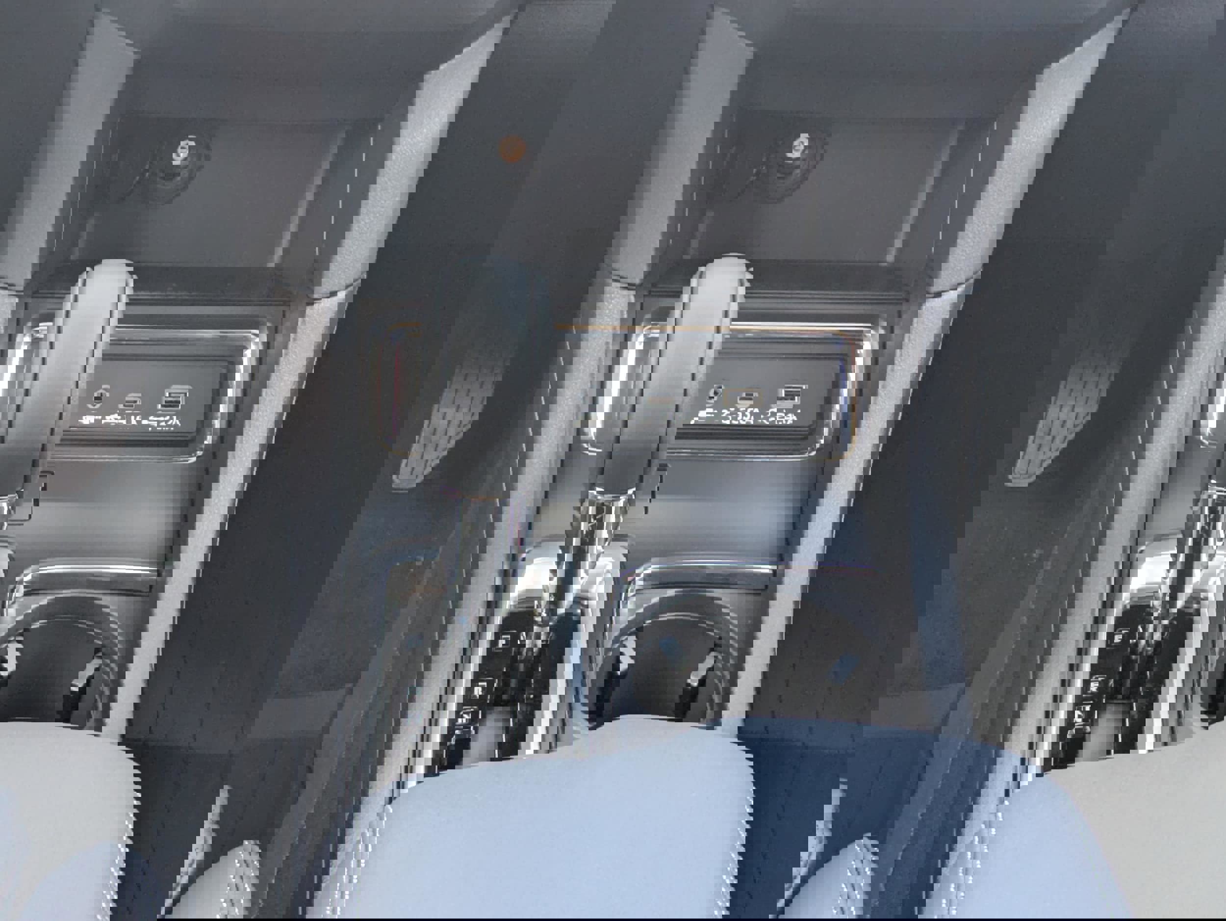 New 2025 Subaru Ascent Limited w/ Popular Package #1 image 19