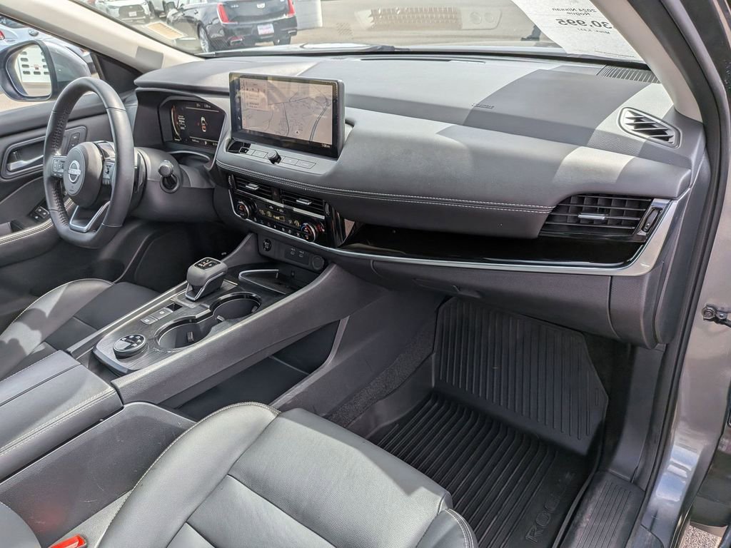 Used 2024 Nissan Rogue SL w/ SL Premium Package image 24