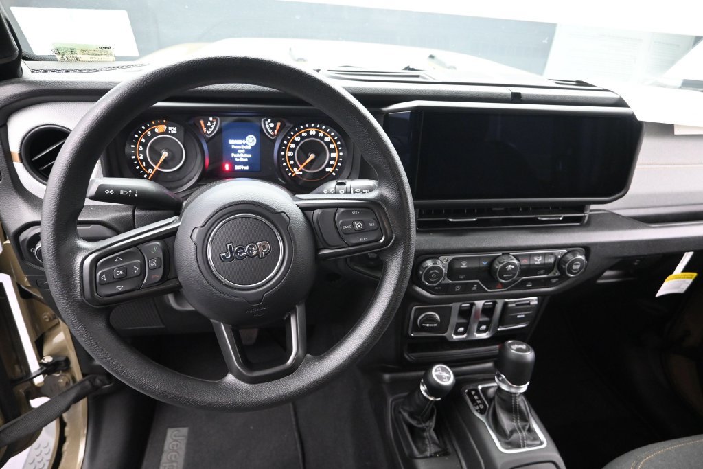 Used 2026 Jeep Wrangler Sport AWD/4WD image 14