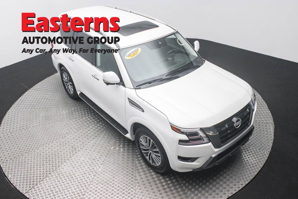 Used 2024 Nissan Armada SL w/ Captain's Chairs Package image 3