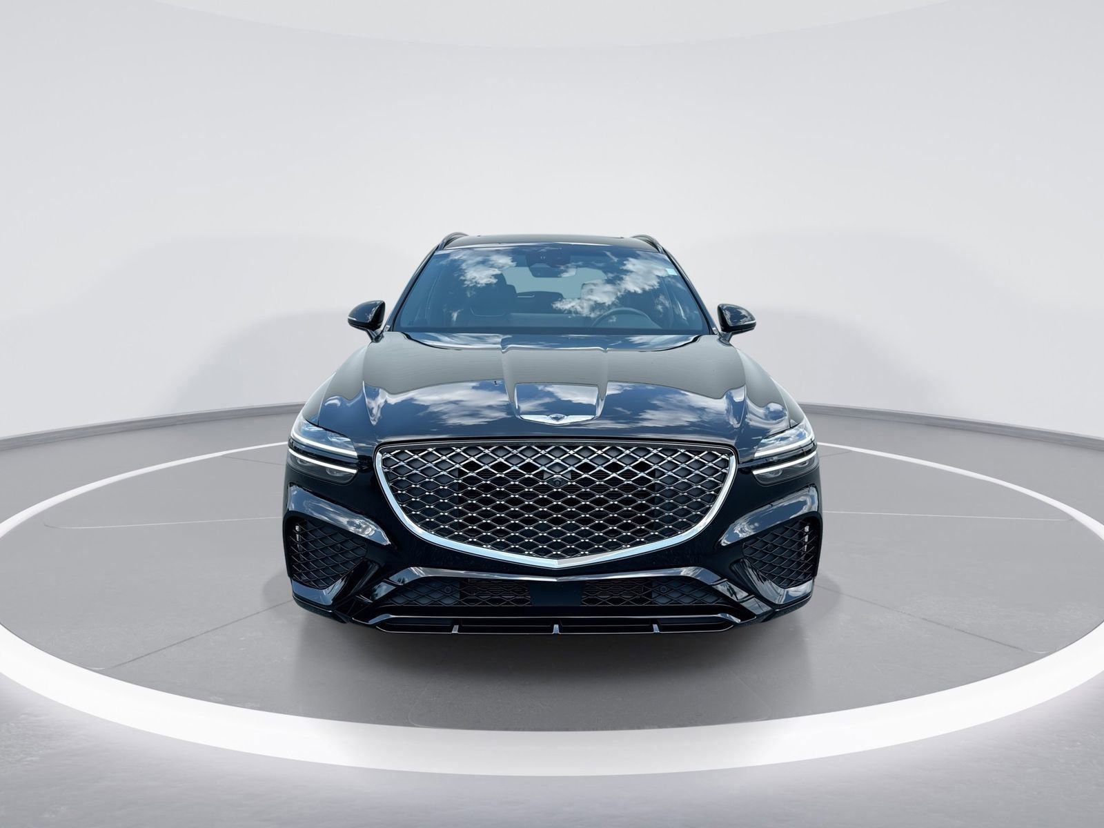 Used 2024 Genesis GV70 3.5T Sport w/ Sport Advanced Package image 3