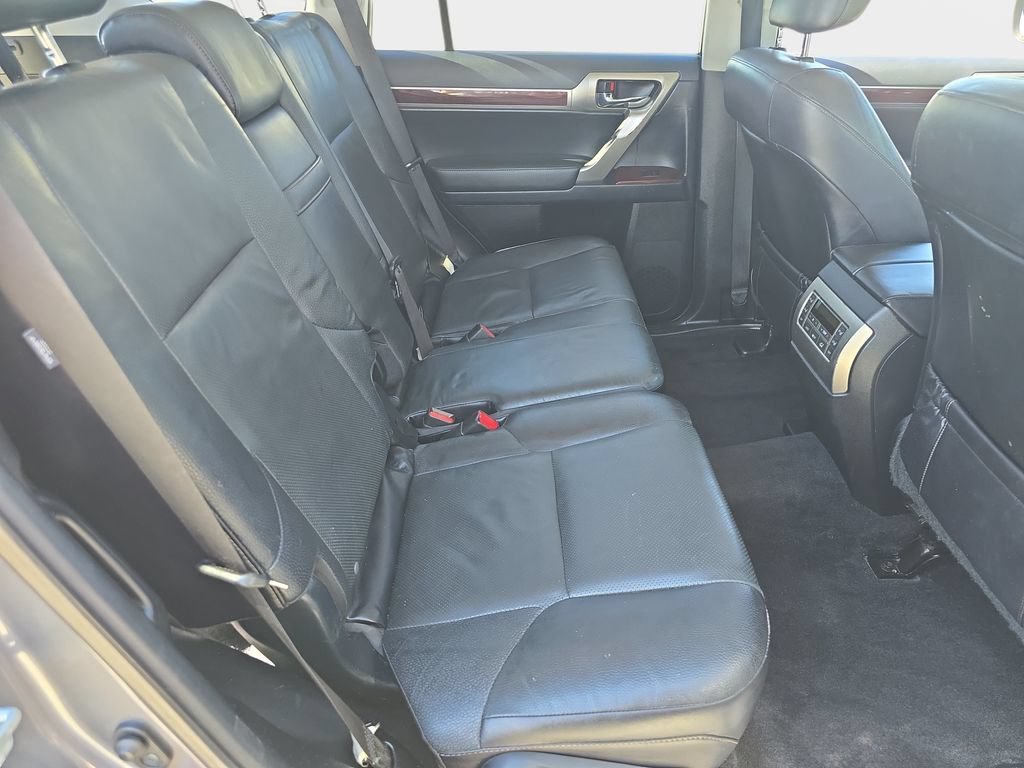 Used 2016 Lexus GX 460 w/ Premium Package AWD/4WD image 13