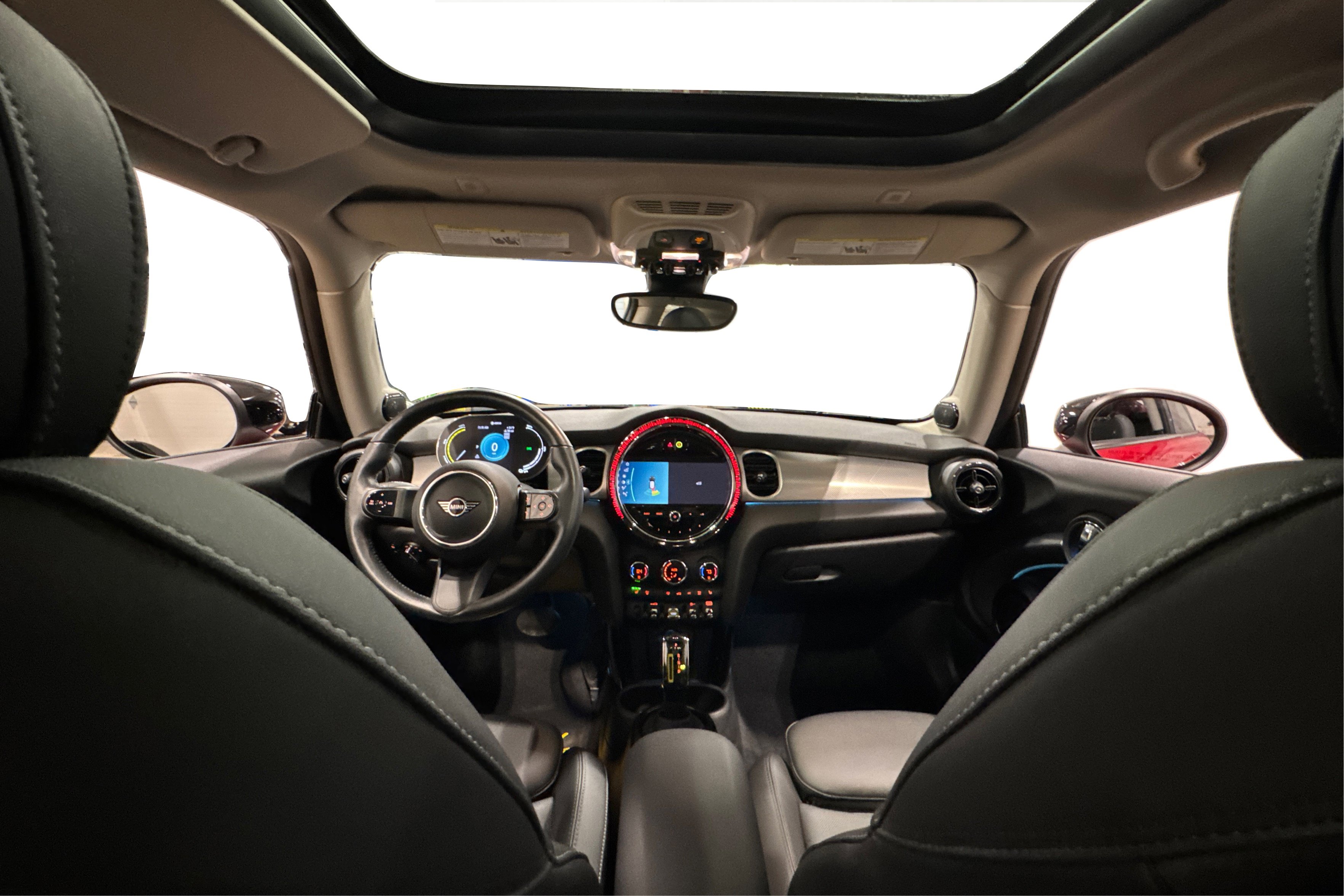 Used 2024 MINI Cooper SE image 41